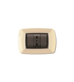 Placca life 3 posti avorio. Hot